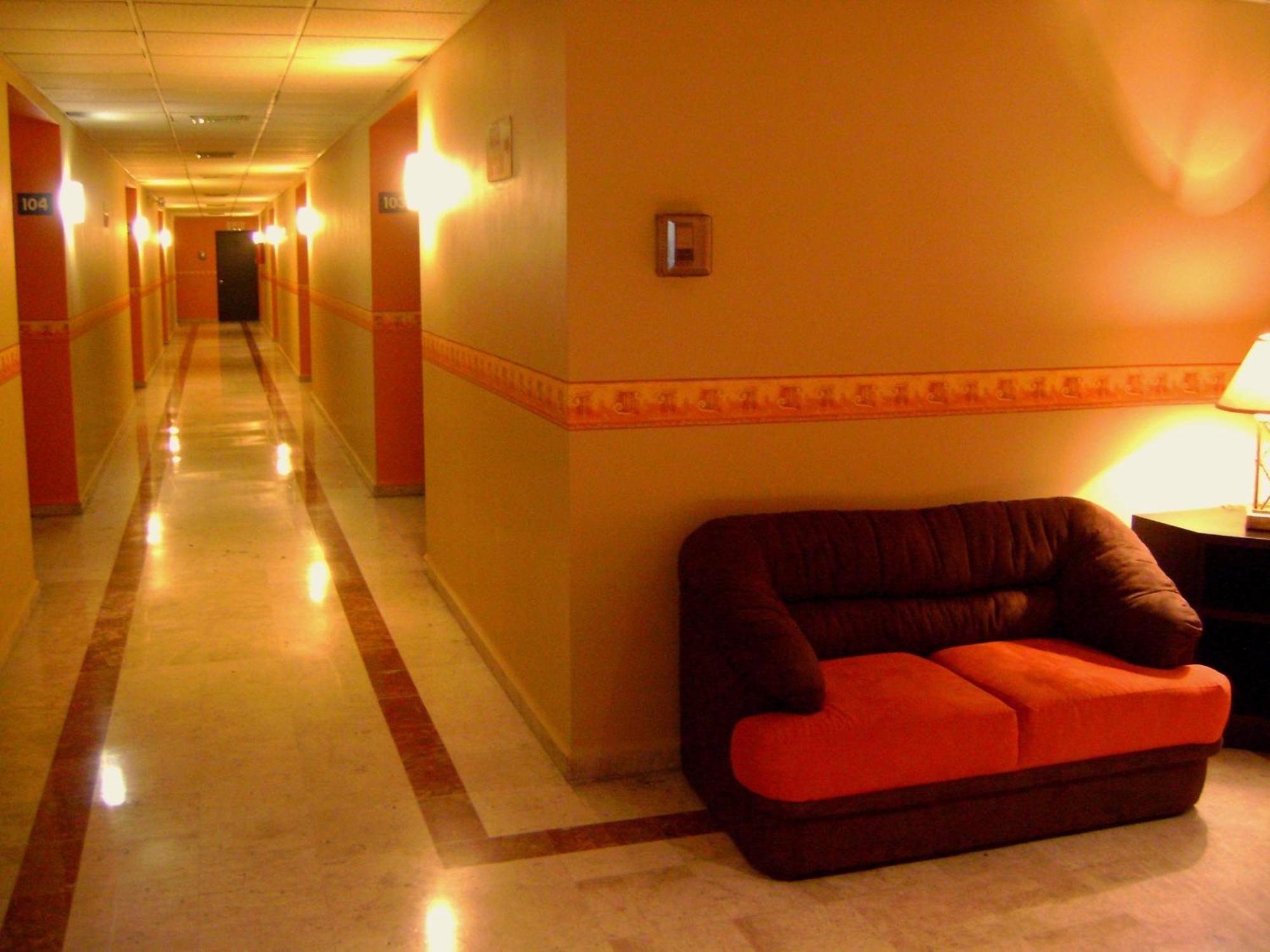 Hotel Le-Gar Монтеррей Экстерьер фото